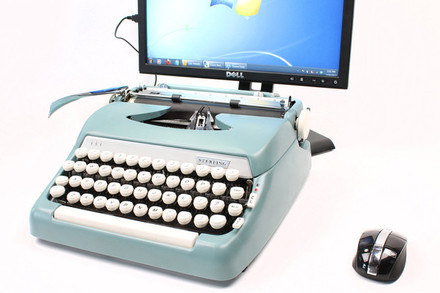 USB_typewriter_retro.jpg