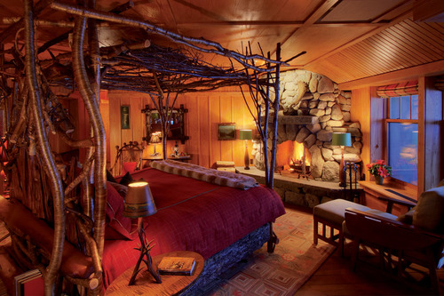 Treetop_Artisan_Bed_Lake_Placid_Lodge.jpg