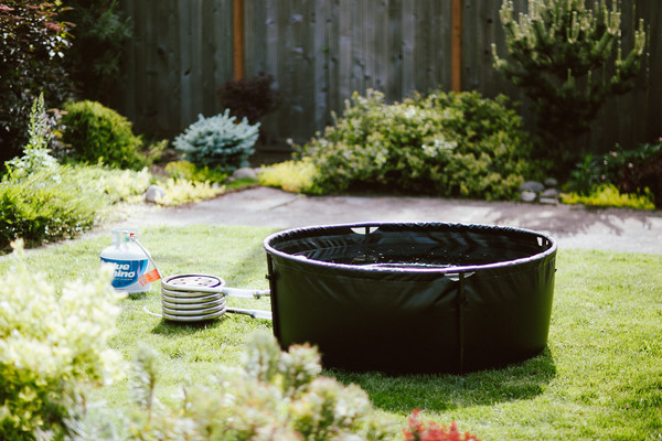 nomad_portable-hot_tub_backyard-1.jpg